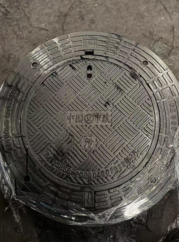 港口镇球墨铸铁防沉降井盖展示